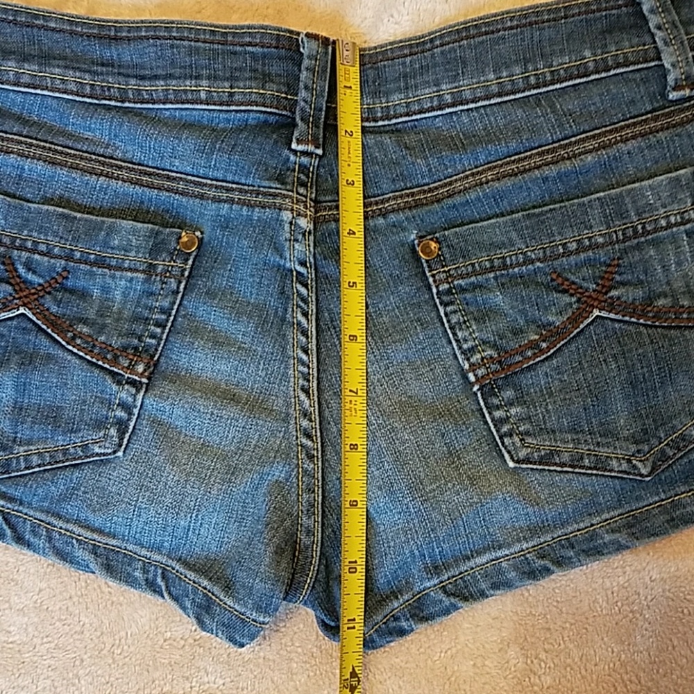 Shorts 💙 - Picture 8 of 8